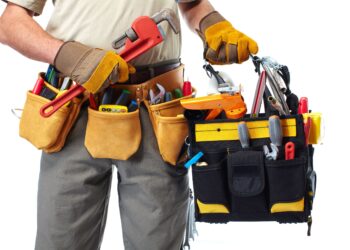 Why Hiring a Handyman for Home Improvement Projects is Worth It