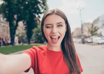 Come si vende un selfie?