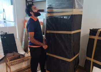 How Professional Movers Make Relocation Easier in Al Karama