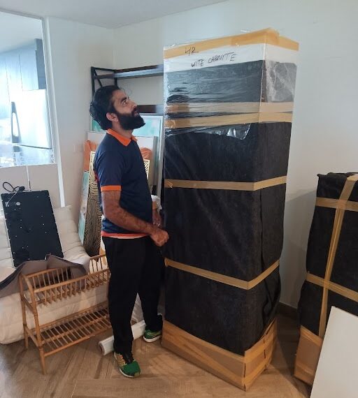 How Professional Movers Make Relocation Easier in Al Karama